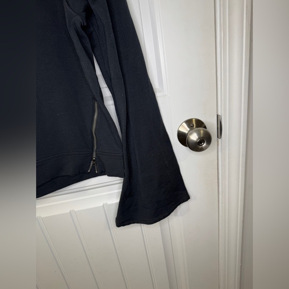 CALIA by Carrie Underwood Black Effortless Zipper Lightweight Sweatshirt - Picture 4 of 9